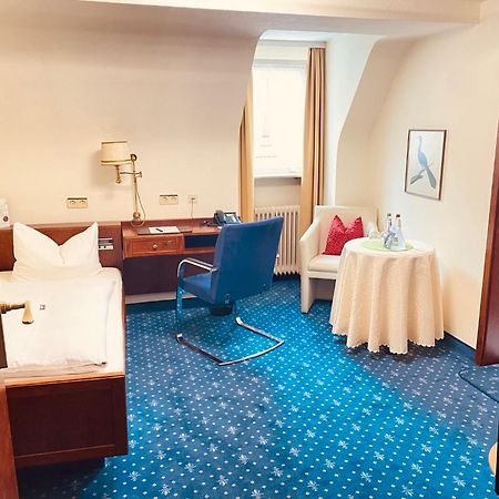 Hotel - Restaurant Traube Neuffen ภายนอก รูปภาพ